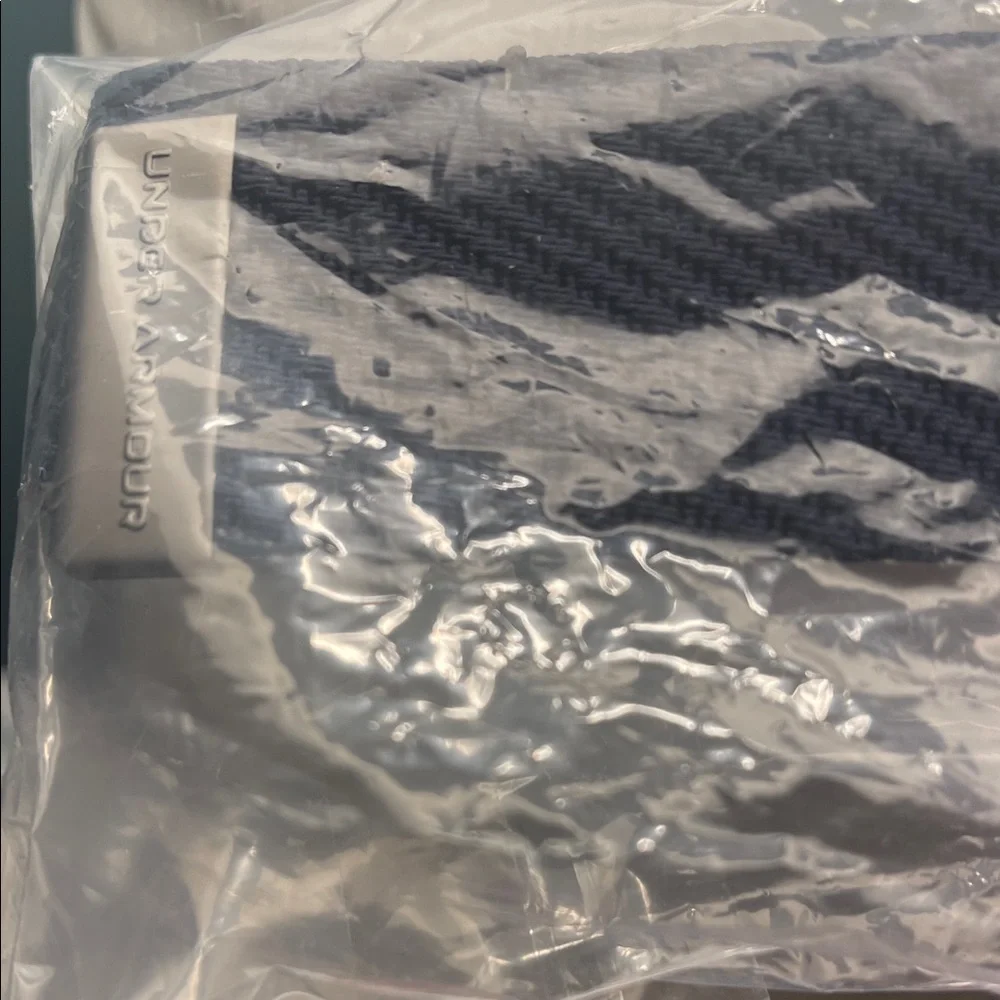 Boy’s Under Armour Navy Golf Belt